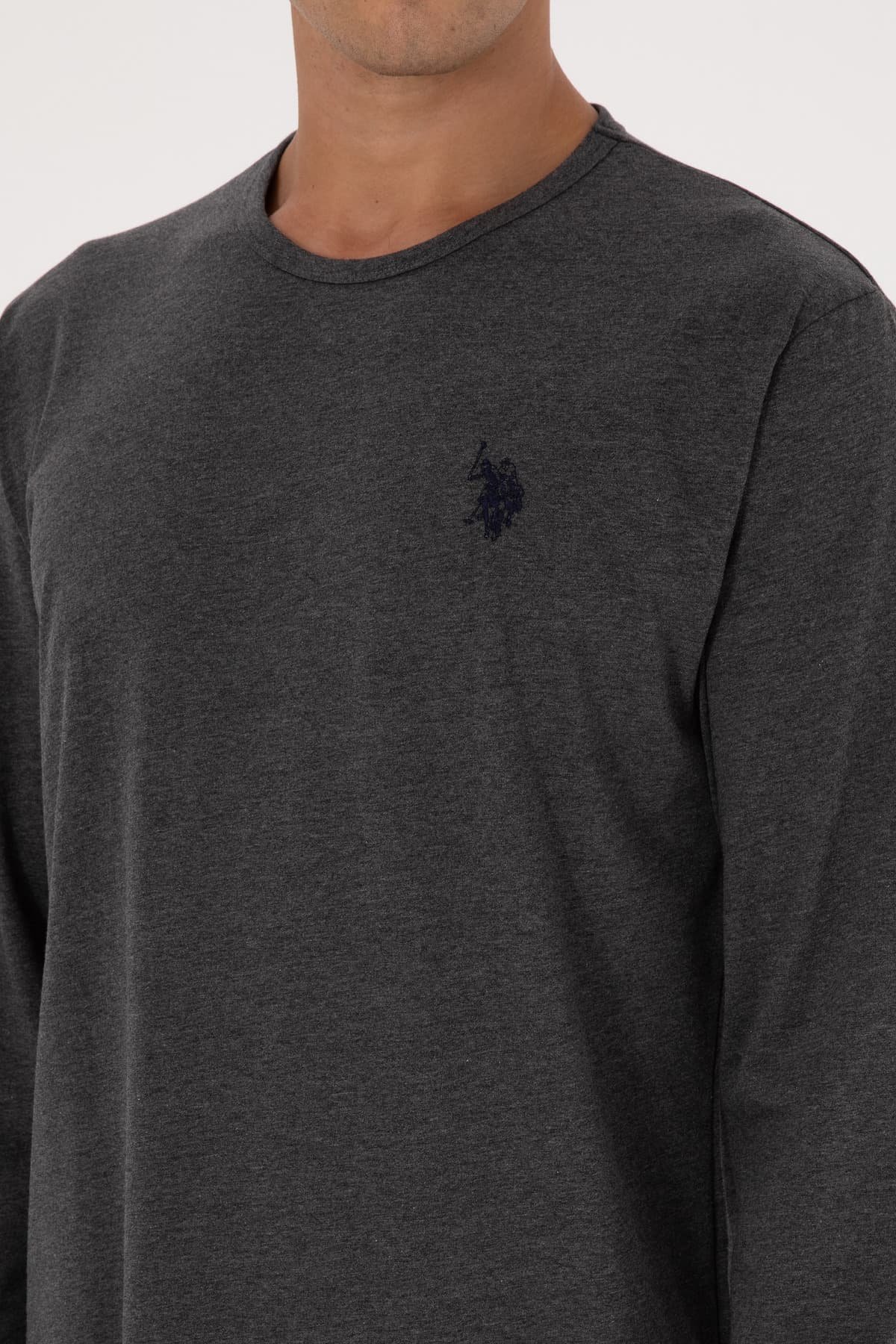 ست پیژامه مردانه U.S. Polo Assn. آنتراسیت ملانژ مدل 50318609-VR081 ست پیژامه مردانه U.S. Polo Assn. آنتراسیت ملانژ مدل 50318609-VR081
