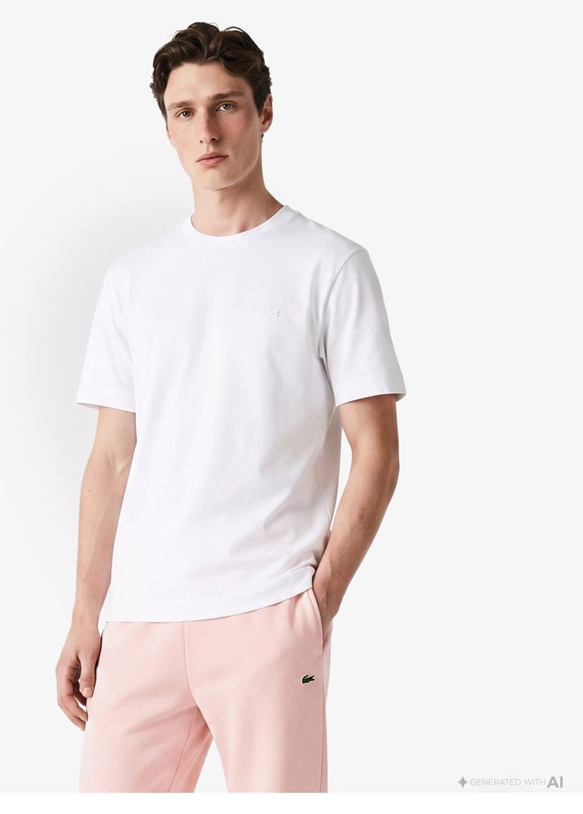 تیشرت مردانه Lacoste سفید فیت اورسایز یقه گرد تیشرت مردانه Lacoste سفید فیت اورسایز یقه گرد