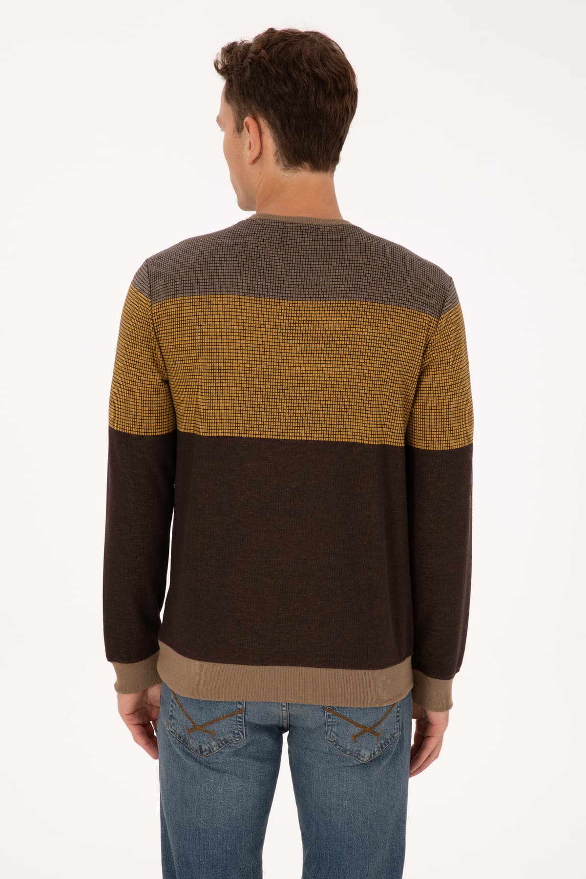 سوئیشرت مردانه U.S. Polo Assn. فیت معمولی یقه گرد شتری مدل 50308912-VR233 سوئیشرت مردانه U.S. Polo Assn. فیت معمولی یقه گرد شتری مدل 50308912-VR233