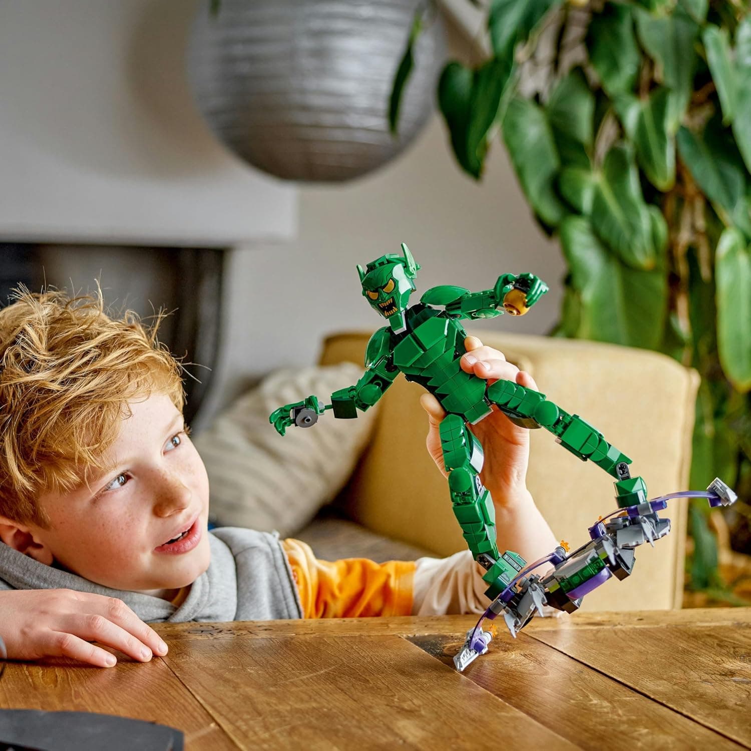 لگو Marvel Green Goblin مدل 76284 با 471 قطعه لگو Marvel Green Goblin مدل 76284 با 471 قطعه