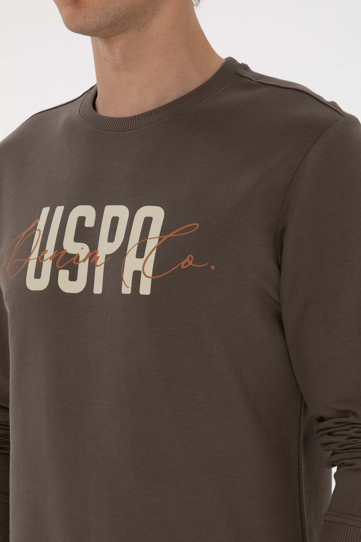 سوئیشرت مردانه U.S. Polo Assn. یقه گرد فیت معمولی ویزون نازک مدل 50315570-VR052 سوئیشرت مردانه U.S. Polo Assn. یقه گرد فیت معمولی ویزون نازک مدل 50315570-VR052