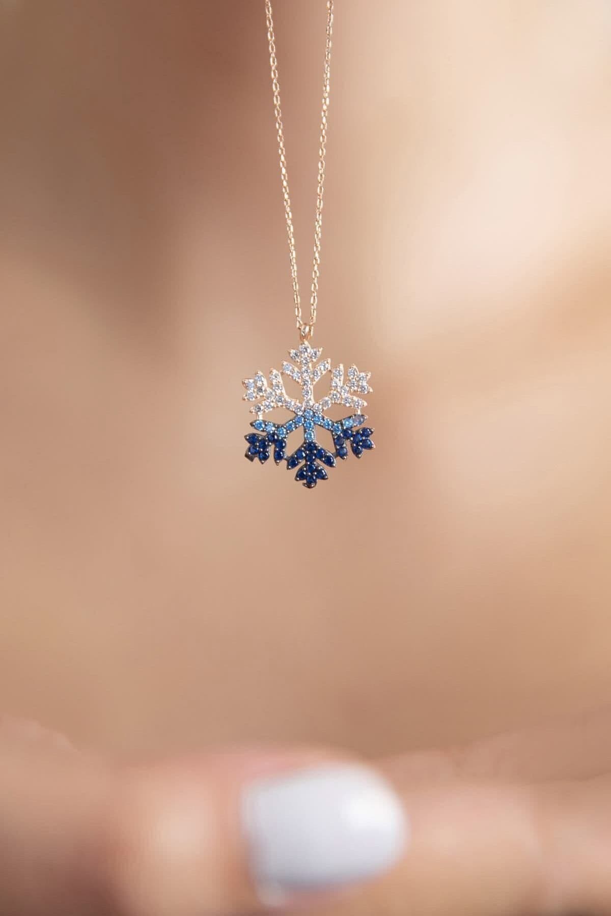 گردنبند زنانه Elika Silver طرح دانه برف نقره 925 گردنبند زنانه Elika Silver طرح دانه برف نقره 925