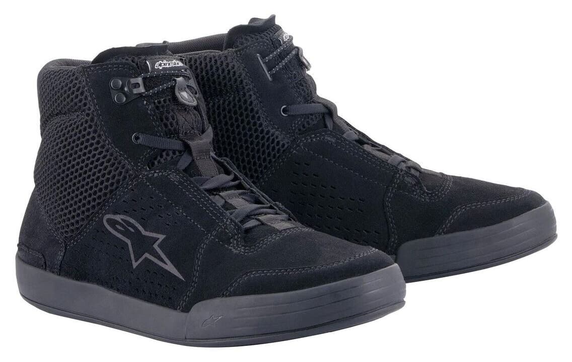 کفش موتورسواری Alpinestars محافظدار مشکی مدل Chrome Air کفش موتورسواری Alpinestars محافظدار مشکی مدل Chrome Air