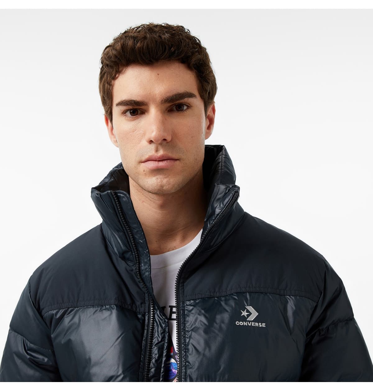 کاپشن پفی مردانه Converse Classic یقه ایستاده مشکی کاپشن پفی مردانه Converse Classic یقه ایستاده مشکی