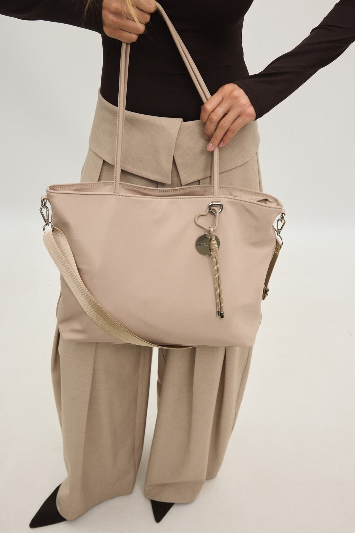 کیف دستی Stradivarius مدل BASIC کیف دستی Stradivarius مدل BASIC