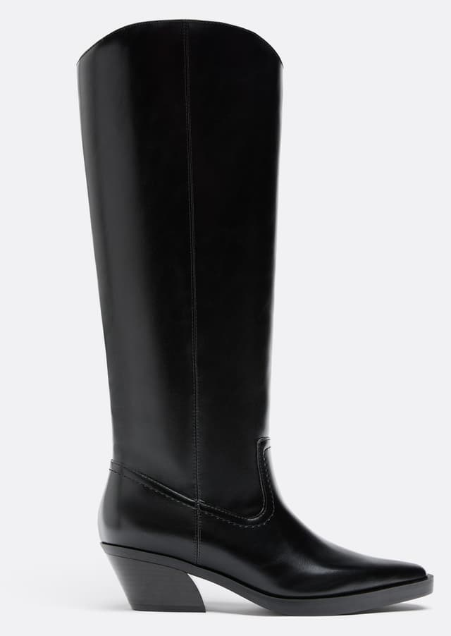 بوت تخت زنانه مشکی Stradivarius سگکدار مدل 19351770 بوت تخت زنانه مشکی Stradivarius سگکدار مدل 19351770