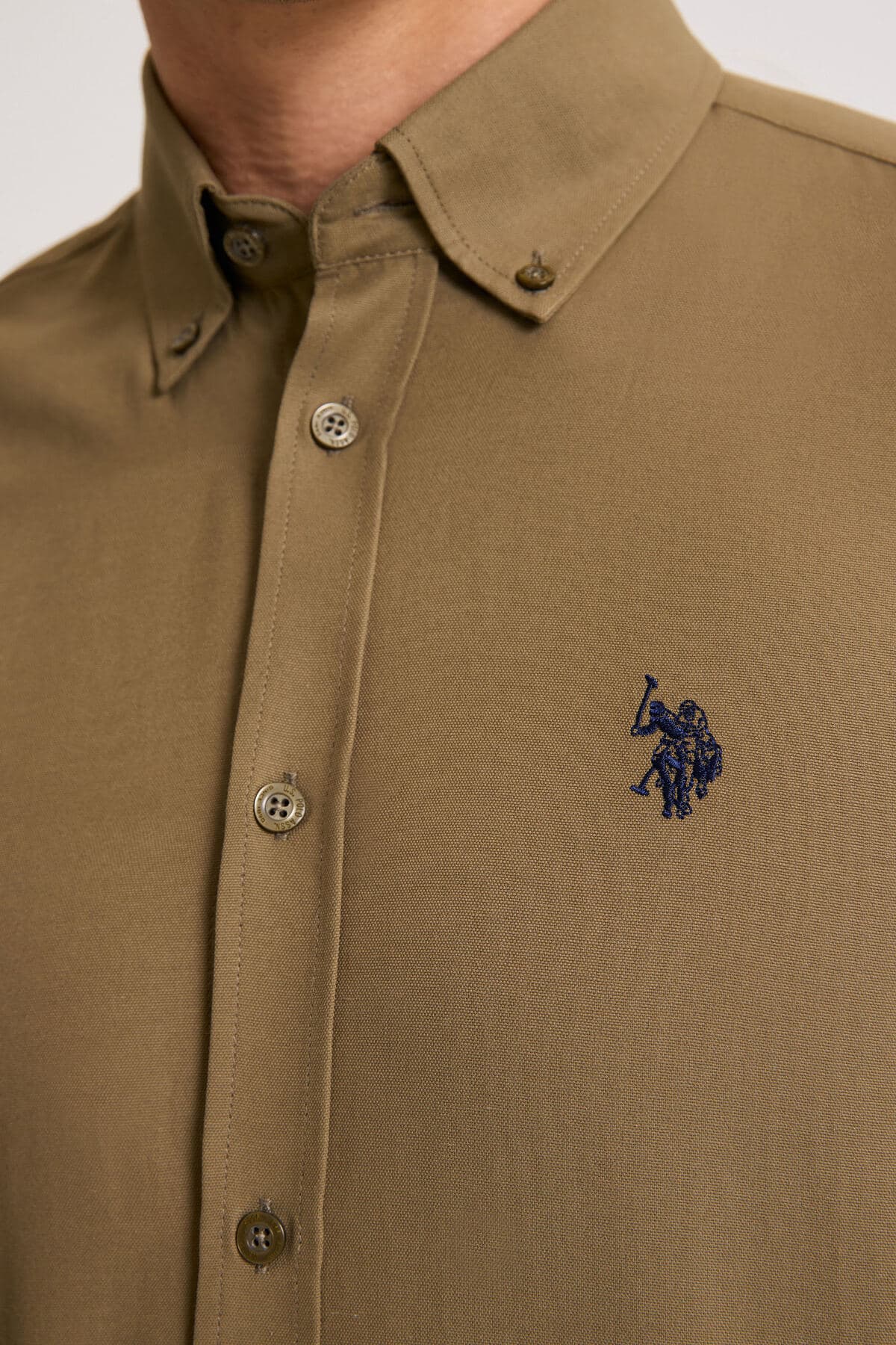 پیراهن مردانه U.S. Polo Assn. خاکی آستینبلند ساده مدل 50324708-VR027 پیراهن مردانه U.S. Polo Assn. خاکی آستینبلند ساده مدل 50324708-VR027