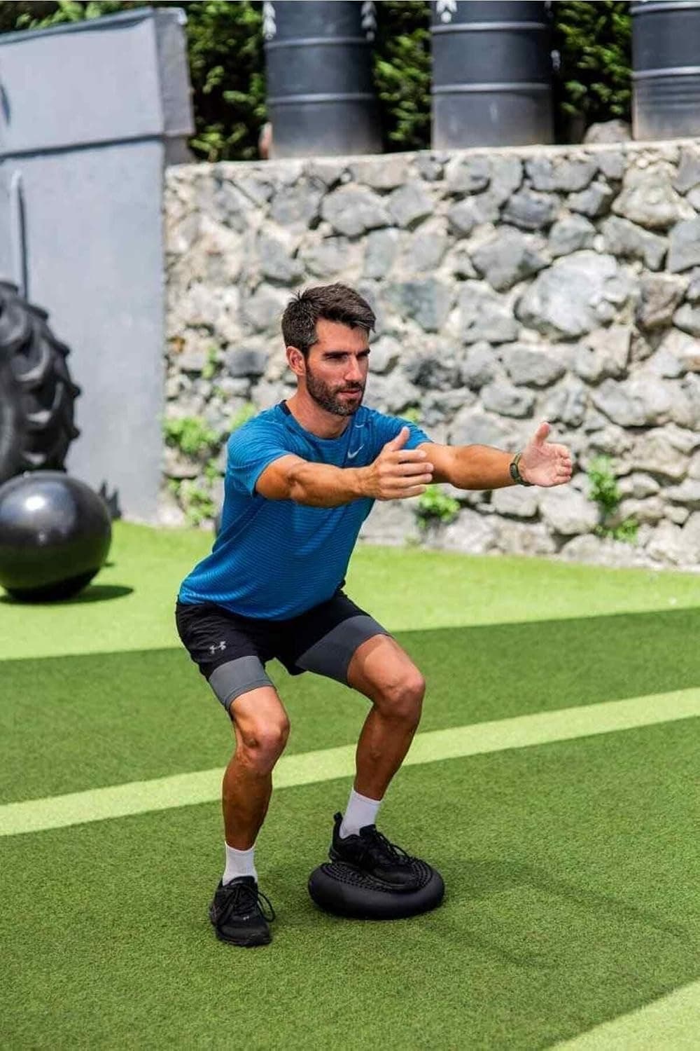 دیسک تعادلی پیلاتس Slazenger همراه با پمپ، سایز استاندارد دیسک تعادلی پیلاتس Slazenger همراه با پمپ، سایز استاندارد