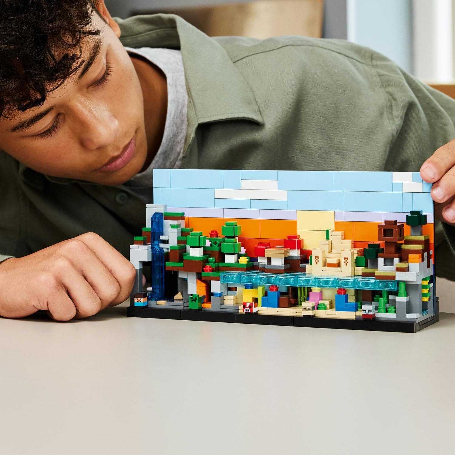 لگو Minecraft بیومهای مینی مدل 21589 لگو Minecraft بیومهای مینی مدل 21589