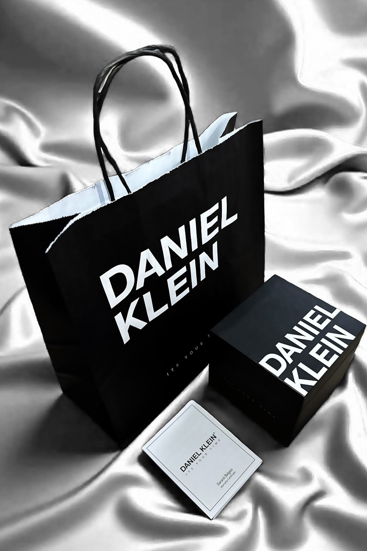 ساعت مچی مردانه Daniel Klein ضد آب 3 ATM بند فولادی نقرهای مدل Elg328 ساعت مچی مردانه Daniel Klein ضد آب 3 ATM بند فولادی نقرهای مدل Elg328