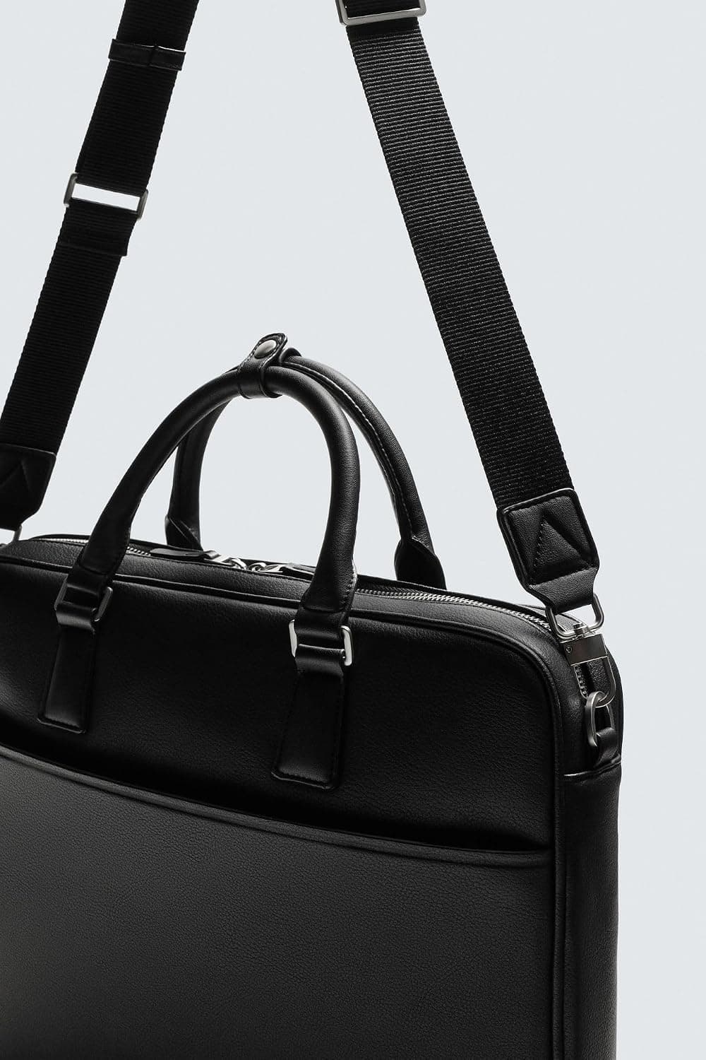کیف اداری Zara بافتدار مشکی سایز استاندارد کیف اداری Zara بافتدار مشکی سایز استاندارد