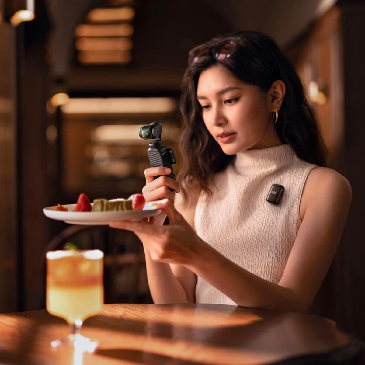 دوربین DJI Osmo Pocket 3 Creator Combo، 4K، 1300 mAh، 60 FPS دوربین DJI Osmo Pocket 3 Creator Combo، 4K، 1300 mAh، 60 FPS