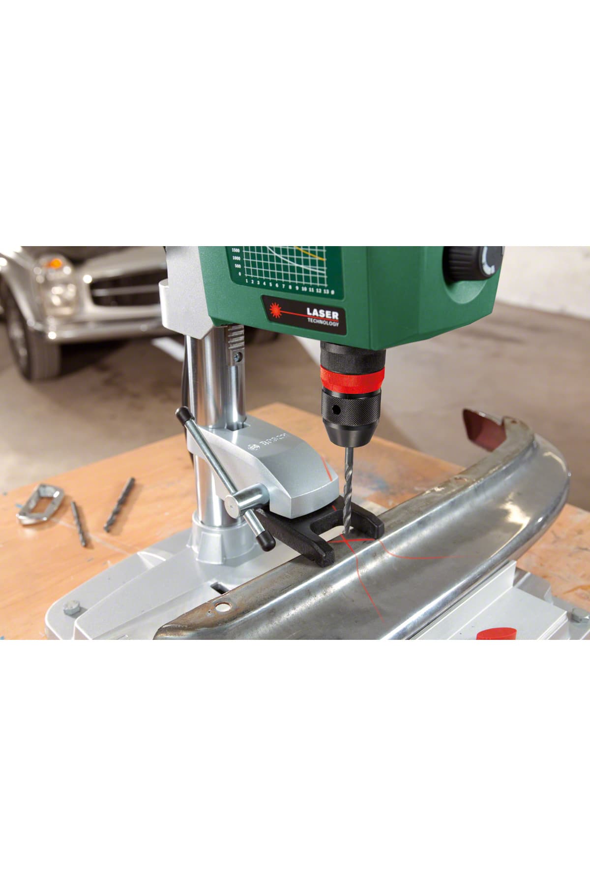 دریل ستونی رومیزی Bosch مدل PBD 40 کد 0603B07000 دریل ستونی رومیزی Bosch مدل PBD 40 کد 0603B07000