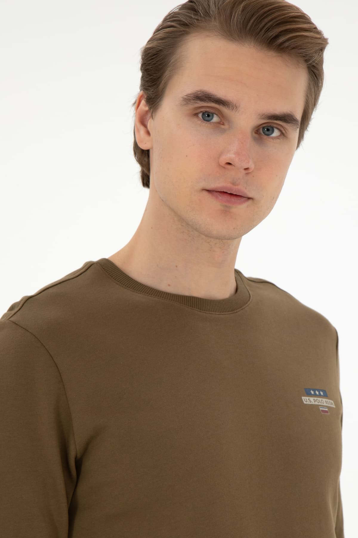 سویشرت مردانه U.S. Polo Assn. یقه گرد فیت معمولی سبز خاکی مدل 50293742-VR027 سویشرت مردانه U.S. Polo Assn. یقه گرد فیت معمولی سبز خاکی مدل 50293742-VR027