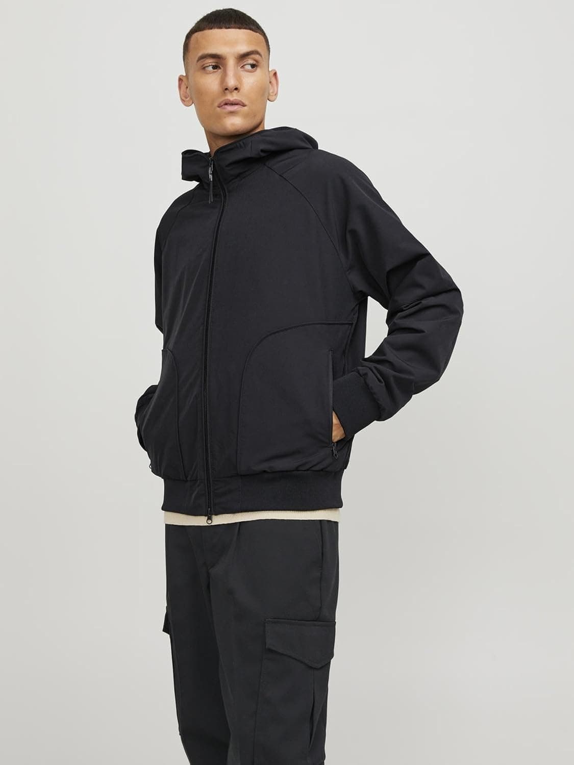 ژاکت بامبر مردانه Jack & Jones مدل JCOTRACK ژاکت بامبر مردانه Jack & Jones مدل JCOTRACK