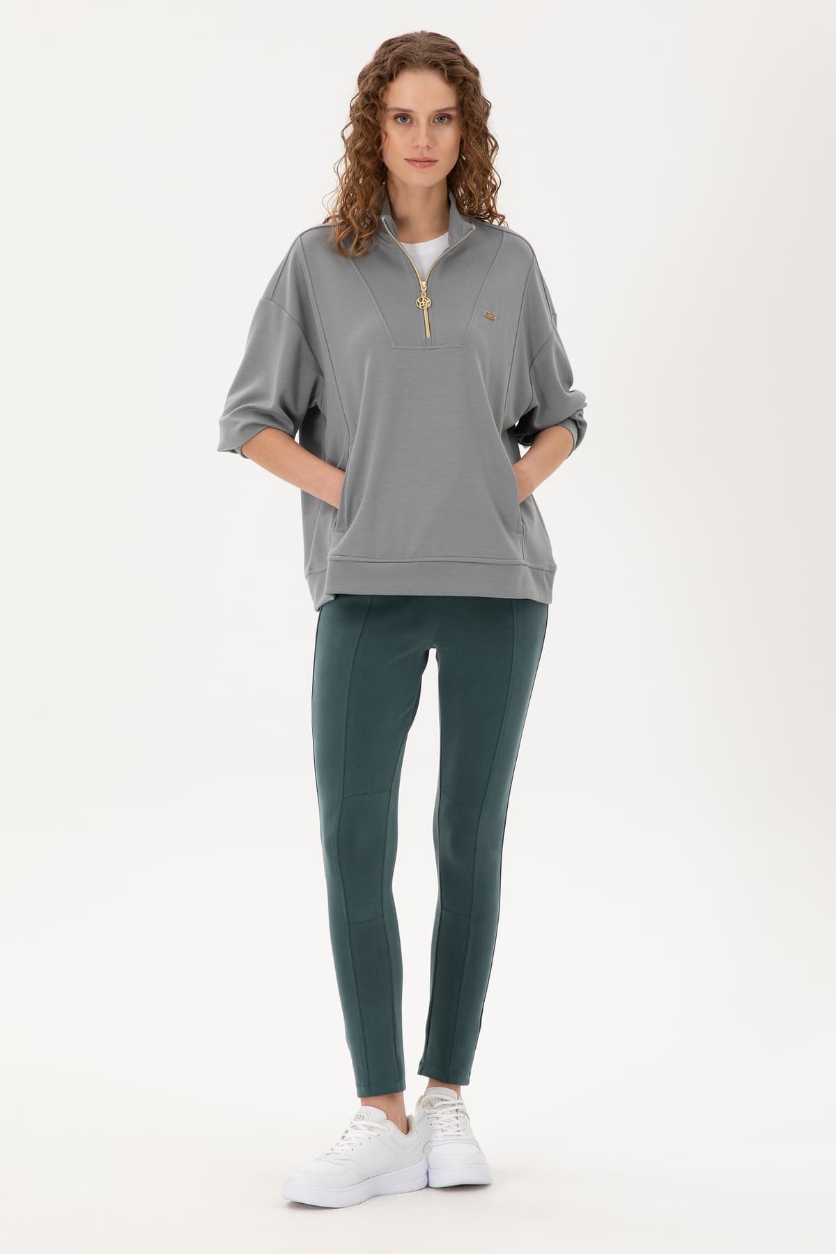 سویشرت زنانه U.S. Polo Assn. طوسی با ترکیب مودال یقه ایستاده زیپدار مدل 50298988-VR086 سویشرت زنانه U.S. Polo Assn. طوسی با ترکیب مودال یقه ایستاده زیپدار مدل 50298988-VR086