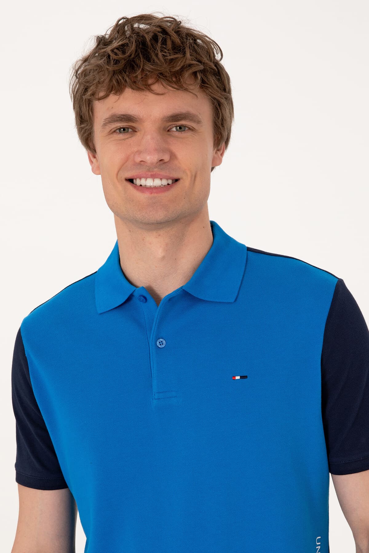 تیشرت مردانه U.S. Polo Assn. فیت معمولی سرمهای یقه پولو مدل 50306790-VR033 تیشرت مردانه U.S. Polo Assn. فیت معمولی سرمهای یقه پولو مدل 50306790-VR033
