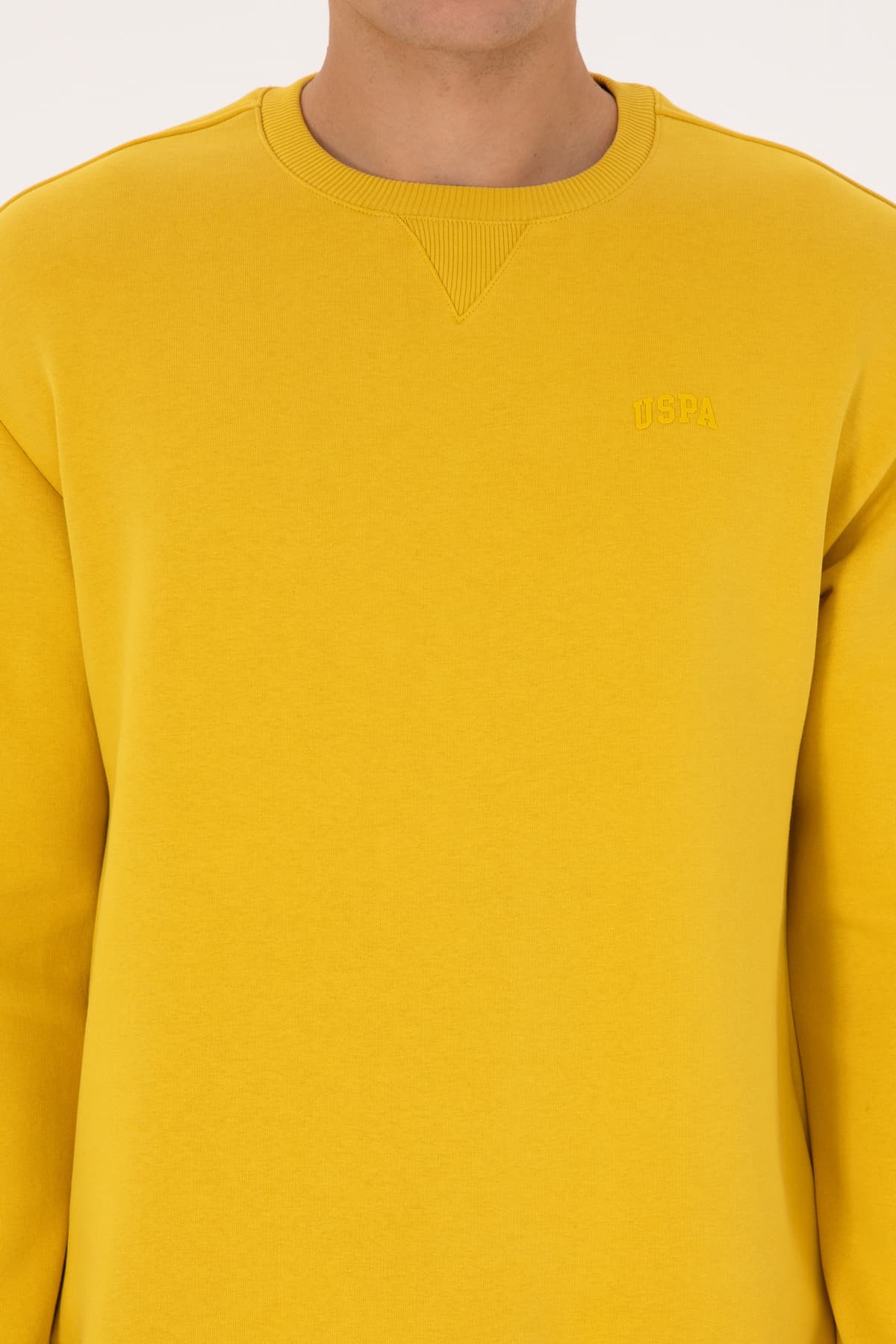 سوئیشرت مردانه U.S. Polo Assn. یقه گرد کامفورت فیت شاردونی زرد مدل 50313757-VR094 سوئیشرت مردانه U.S. Polo Assn. یقه گرد کامفورت فیت شاردونی زرد مدل 50313757-VR094