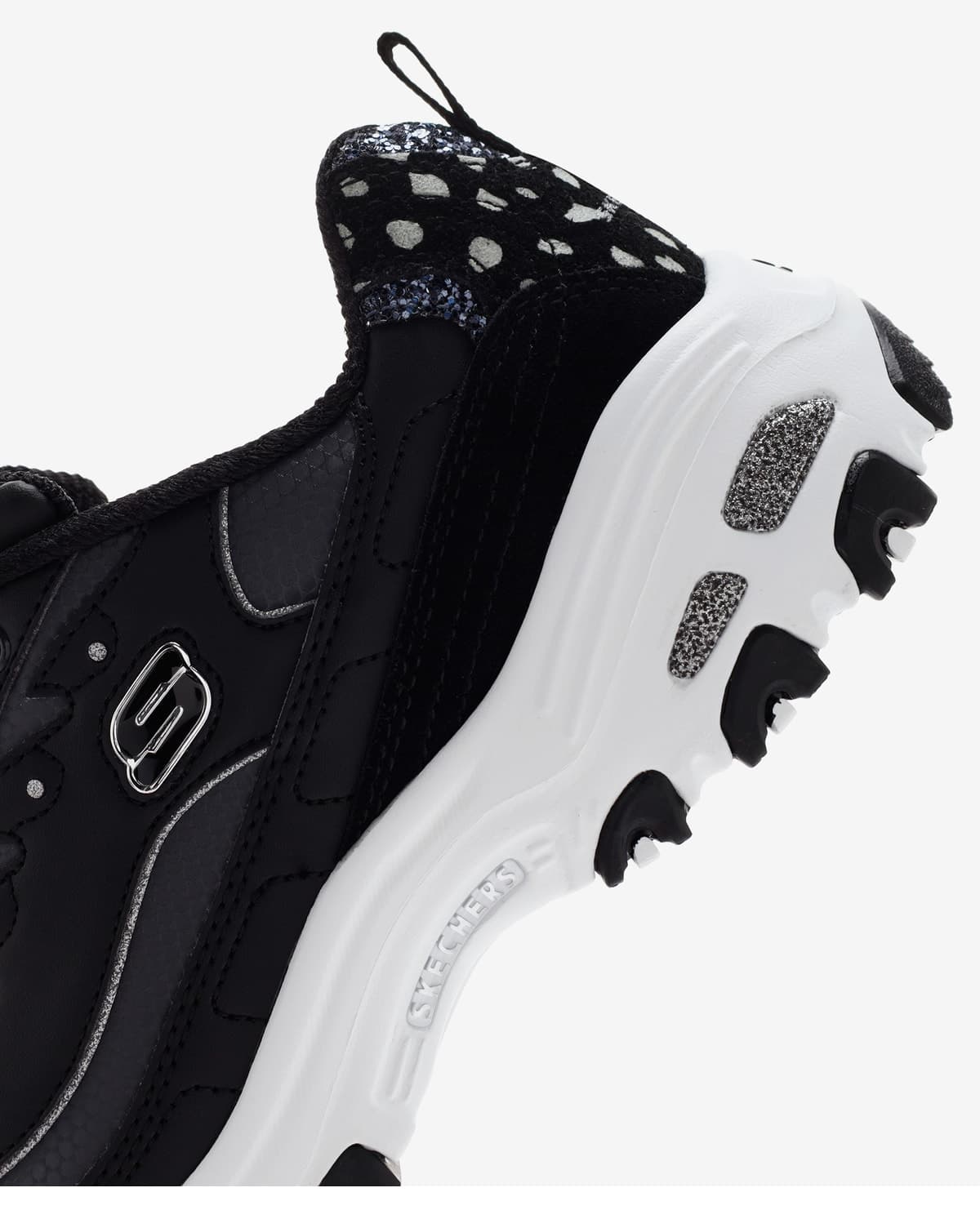 کفش اسنیکر زنانه Skechers D'Lites لوگوی چرمی جیر کف ضخیم مدل 150235 BKW کفش اسنیکر زنانه Skechers D'Lites لوگوی چرمی جیر کف ضخیم مدل 150235 BKW