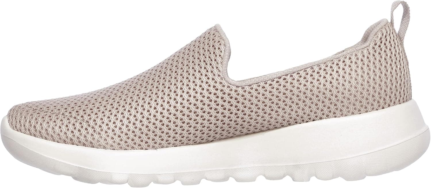 کفش اسنیکر زنانه Skechers Go Walk Joy کفش اسنیکر زنانه Skechers Go Walk Joy