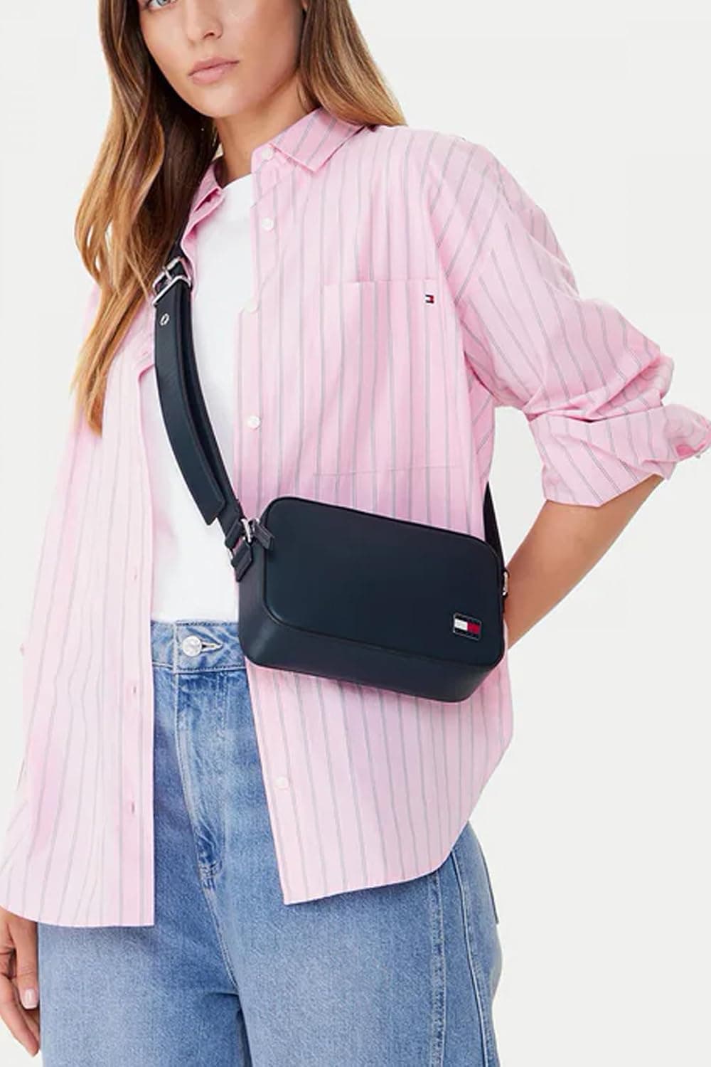 کیف زنانه Tommy Jeans آبی تک سایز مدل TJW COOL CAMERA BAG کیف زنانه Tommy Jeans آبی تک سایز مدل TJW COOL CAMERA BAG