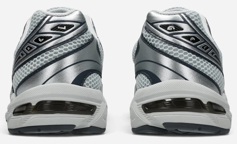 کفش ورزشی دویدن یونیسکس Asics خاکستری مدل Gel-1130 1203A609 کفش ورزشی دویدن یونیسکس Asics خاکستری مدل Gel-1130 1203A609