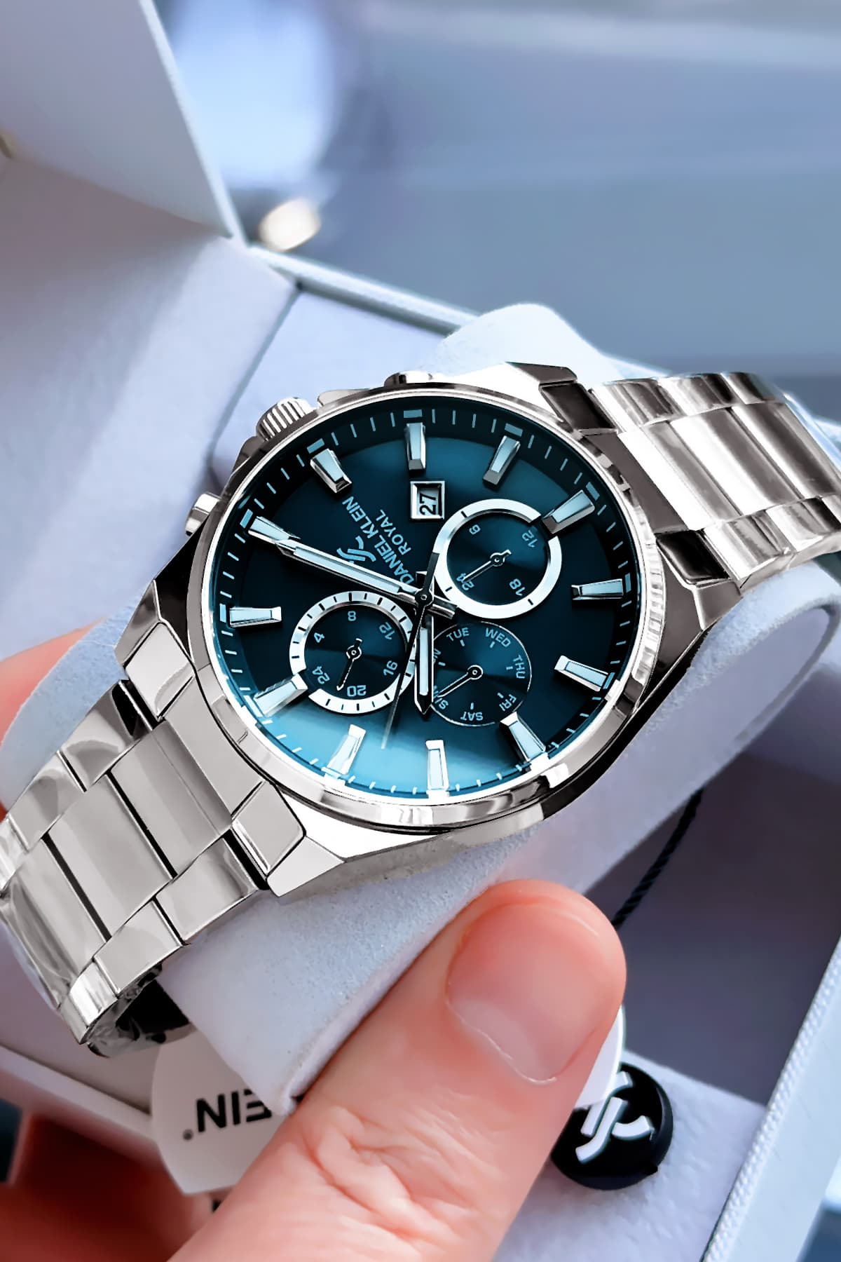 ساعت مچی مردانه Daniel Klein ضد آب 3 ATM نقرهای بند فولادی مدل CBK233 ساعت مچی مردانه Daniel Klein ضد آب 3 ATM نقرهای بند فولادی مدل CBK233