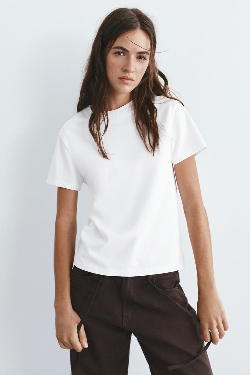 تیشرت زنانه Pull & Bear آستین کوتاه Basic تیشرت زنانه Pull & Bear آستین کوتاه Basic