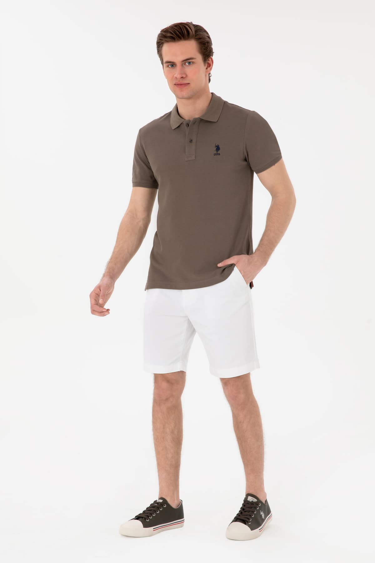 تیشرت مردانه U.S. Polo Assn. یقه پولو فیت اسلیم ساده قهوهای روشن مدل 50298041-VR052 تیشرت مردانه U.S. Polo Assn. یقه پولو فیت اسلیم ساده قهوهای روشن مدل 50298041-VR052