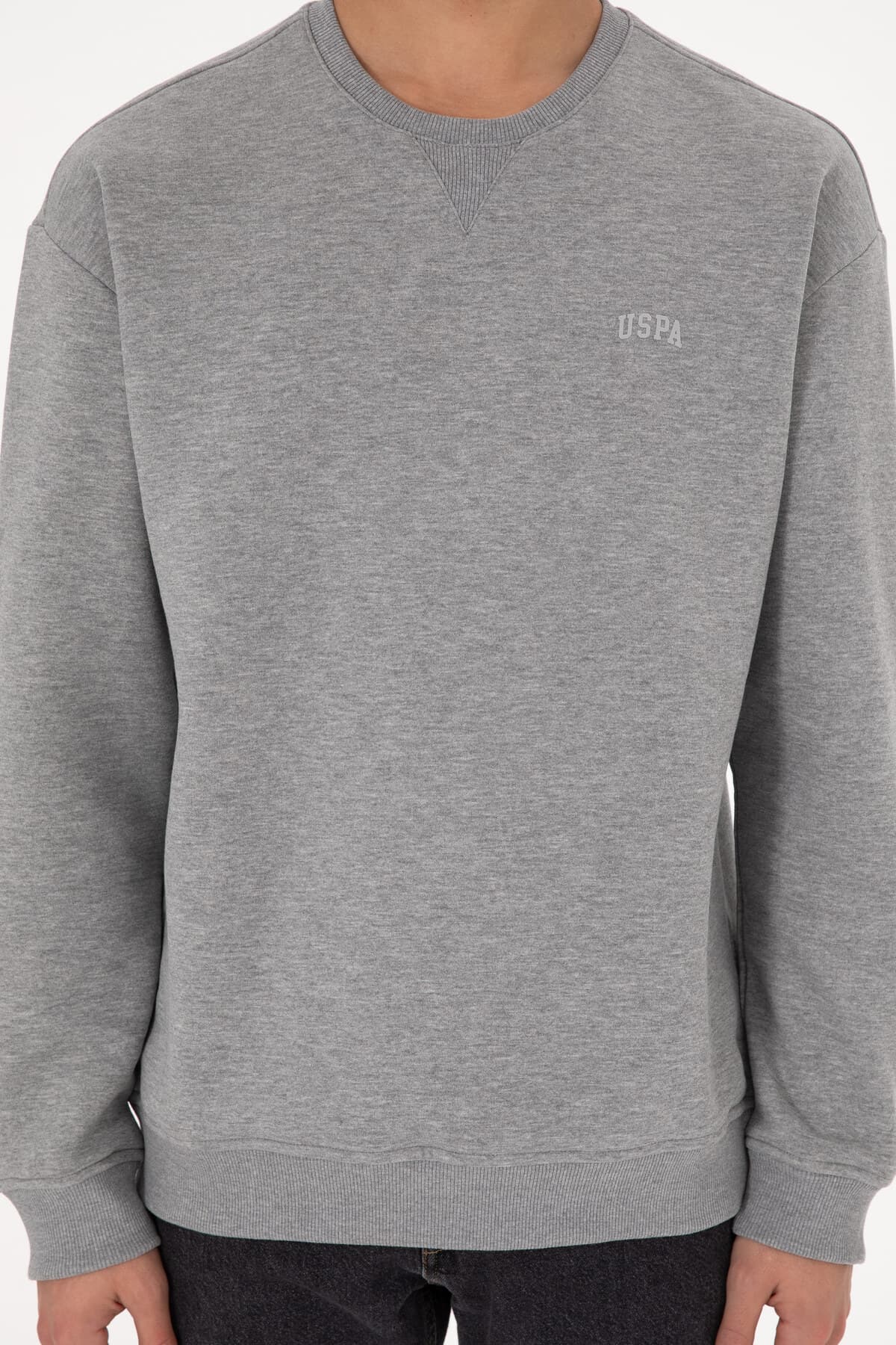 سویشرت مردانه یقهگرد U.S. Polo Assn. طوسی ملانژ ساده داخل کرکدار مدل 50295148-VR086 سویشرت مردانه یقهگرد U.S. Polo Assn. طوسی ملانژ ساده داخل کرکدار مدل 50295148-VR086