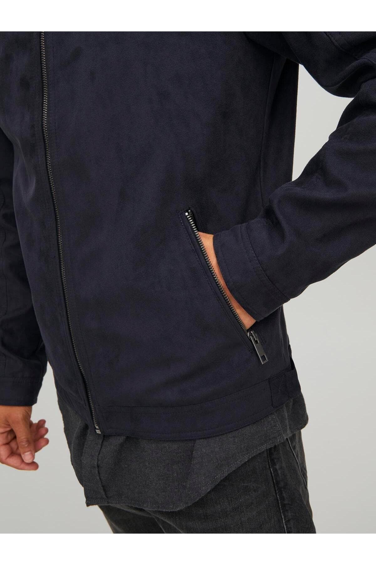 ژاکت مردانه Jack & Jones مشکی مدل JJEROCKY ژاکت مردانه Jack & Jones مشکی مدل JJEROCKY