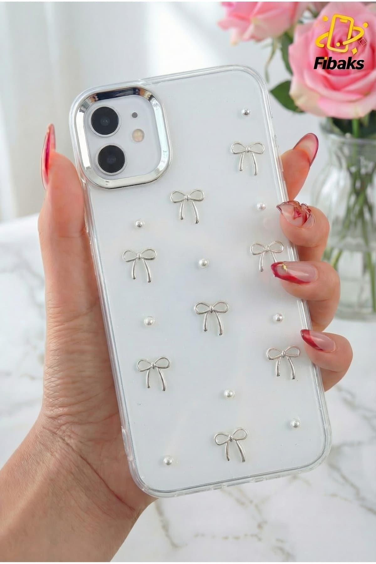 قاب گوشی Fibaks iPhone 11 طرح پاپیون شفاف اکلیلی نقرهای با برآمدگی دوربین براق قاب گوشی Fibaks iPhone 11 طرح پاپیون شفاف اکلیلی نقرهای با برآمدگی دوربین براق