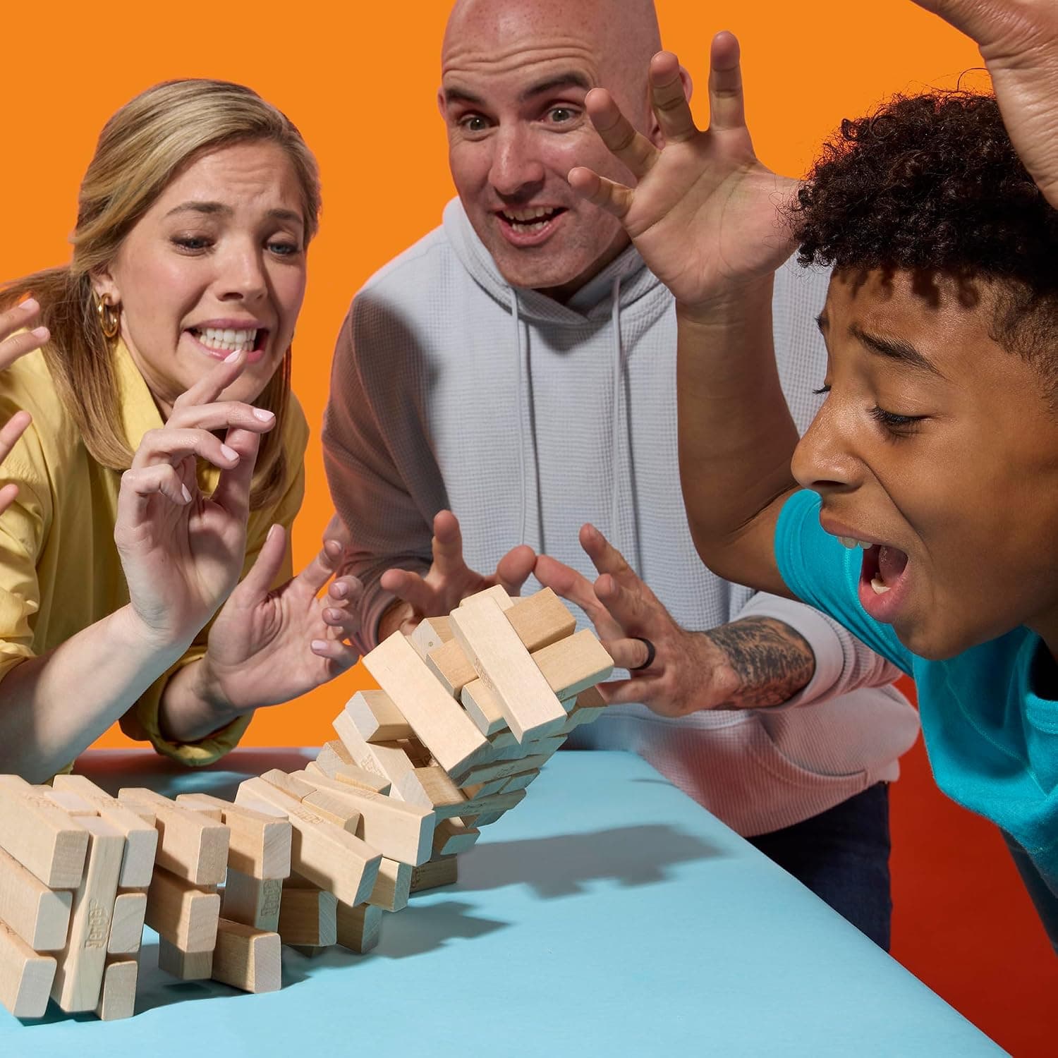 بازی تعادلی و ساخت برج چوبی برای ۶ سال به بالا Hasbro Gaming Jenga، ۱+ بازیکن بازی تعادلی و ساخت برج چوبی برای ۶ سال به بالا Hasbro Gaming Jenga، ۱+ بازیکن