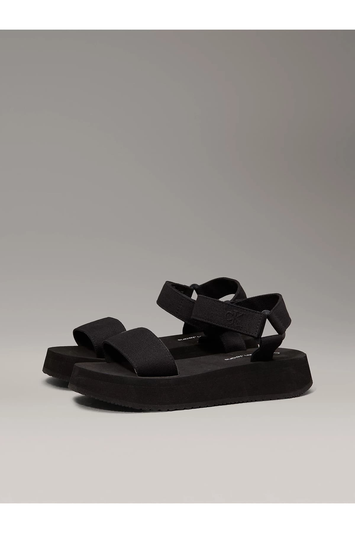 صندل زنانه Calvin Klein بند VELCRO وبینگ مدل YW0YW01693-0GJ صندل زنانه Calvin Klein بند VELCRO وبینگ مدل YW0YW01693-0GJ