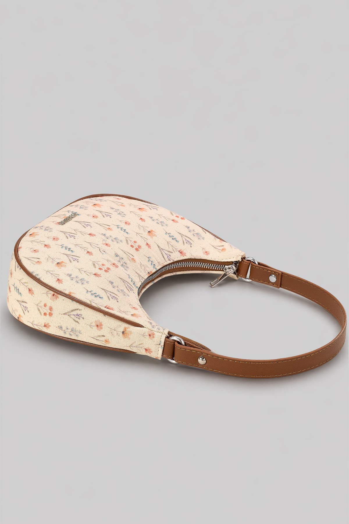 کیف دوشی زنانه Housebags کانواس طرح گل مدل Ivory Bloom Bag کیف دوشی زنانه Housebags کانواس طرح گل مدل Ivory Bloom Bag