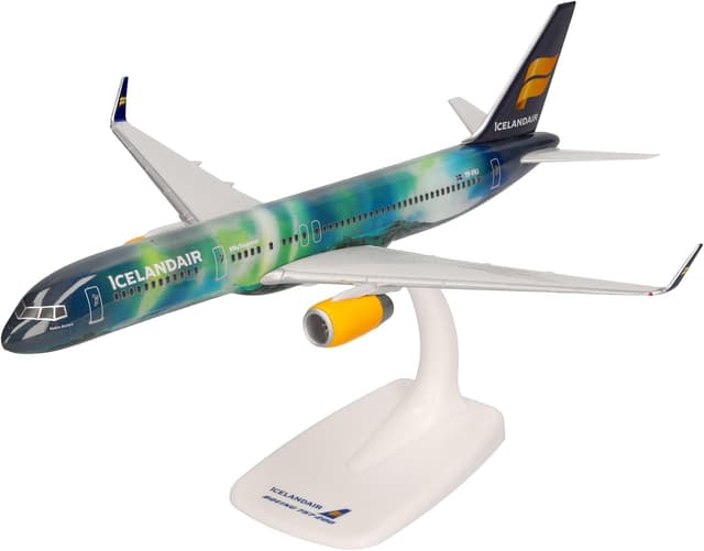 ماکت هواپیمای کلکسیونی Herpa SnapFit مدل KLM Boeing 787-9 Dreamliner با نام Tulp/Tulip، مقیاس 1:200، کد PH-BHP ماکت هواپیمای کلکسیونی Herpa SnapFit مدل KLM Boeing 787-9 Dreamliner با نام Tulp/Tulip، مقیاس 1:200، کد PH-BHP