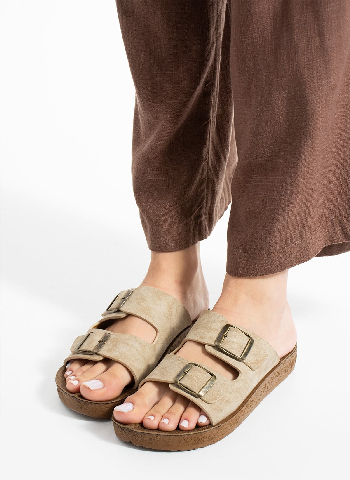 دمپایی زنانه MODA BULVARI با زیره ارتوپدی فضای باز روزمره دمپایی زنانه MODA BULVARI با زیره ارتوپدی فضای باز روزمره