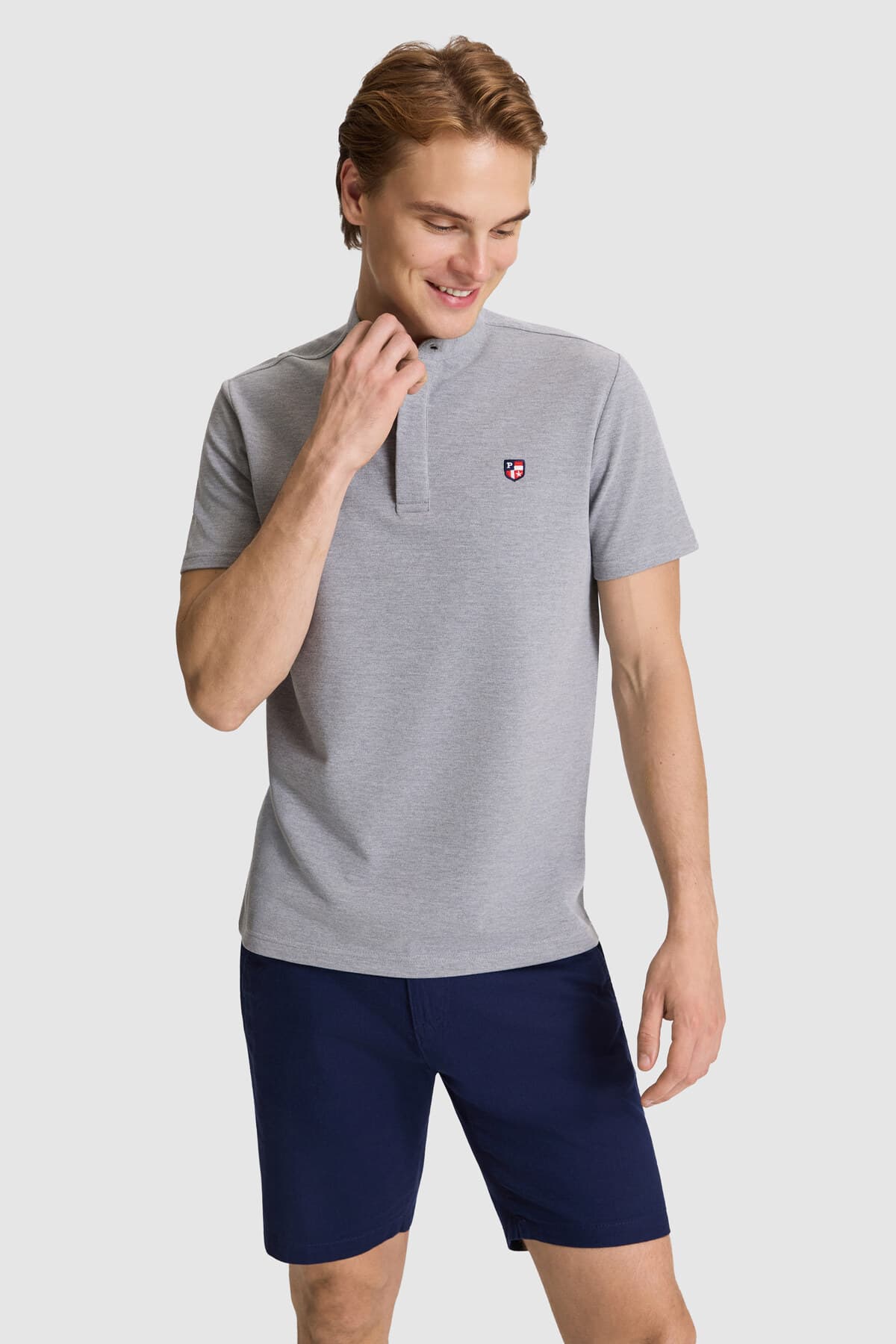 تیشرت مردانه U.S. Polo Assn. طوسی ملانژ فیت معمولی یقه دیپلمات مدل 50326980-VR086 تیشرت مردانه U.S. Polo Assn. طوسی ملانژ فیت معمولی یقه دیپلمات مدل 50326980-VR086