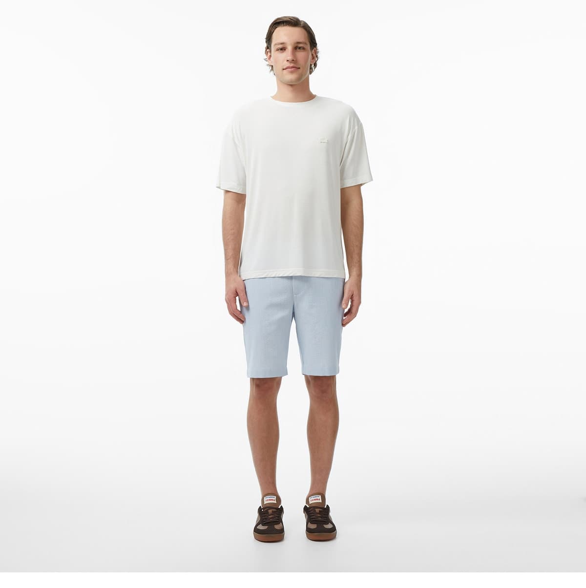 تیشرت مردانه Lacoste فیت ریلکس یقه گرد سفید تیشرت مردانه Lacoste فیت ریلکس یقه گرد سفید
