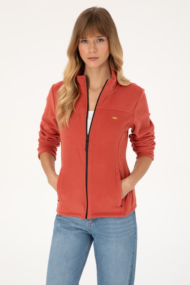 سویشرت پولار زنانه U.S. Polo Assn. یقه ایستاده زیپدار قرمز آجری مدل 50316729-VR026 سویشرت پولار زنانه U.S. Polo Assn. یقه ایستاده زیپدار قرمز آجری مدل 50316729-VR026