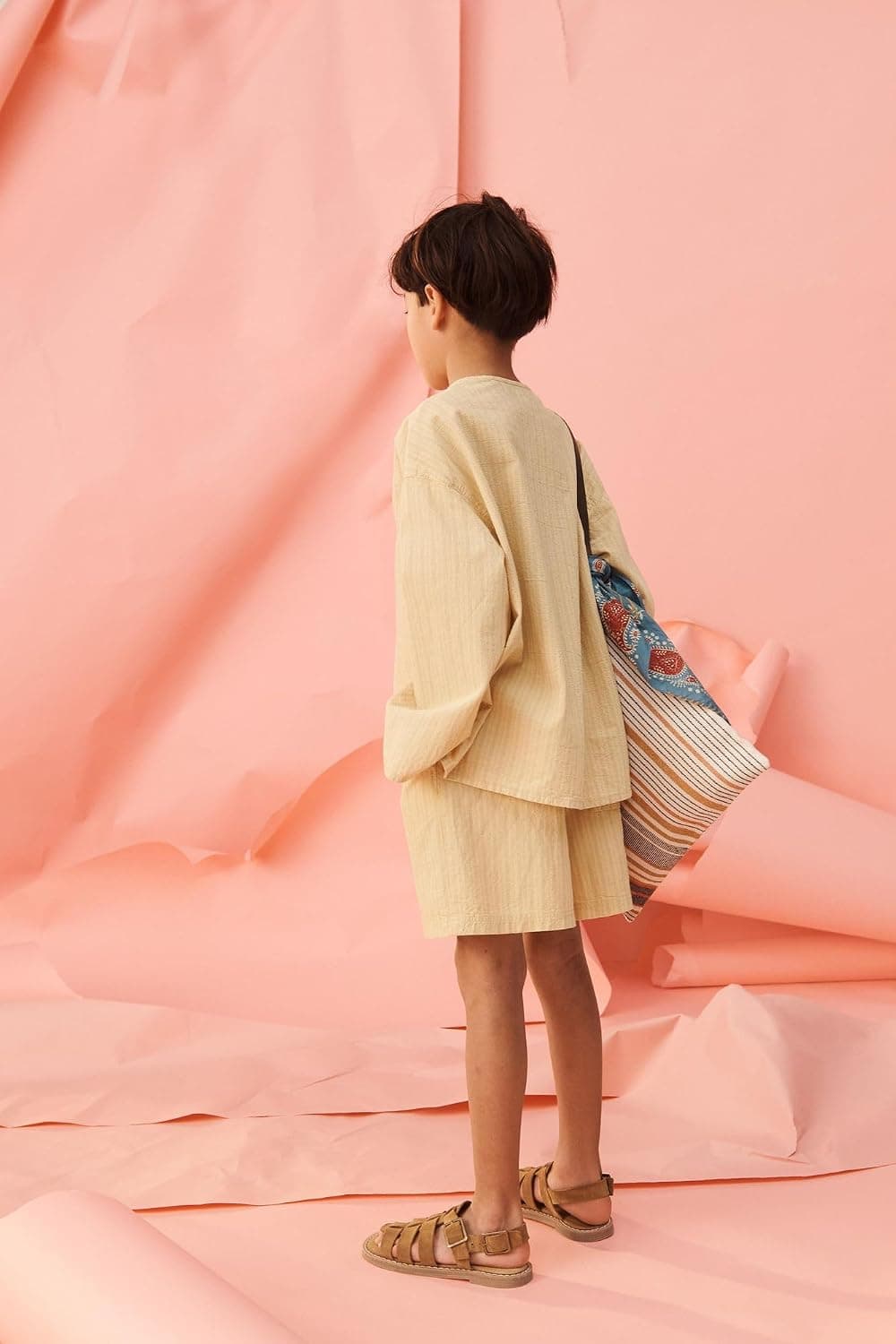 کیف توت چرمی زنانه Zara طرح خالدار سایز استاندارد کیف توت چرمی زنانه Zara طرح خالدار سایز استاندارد