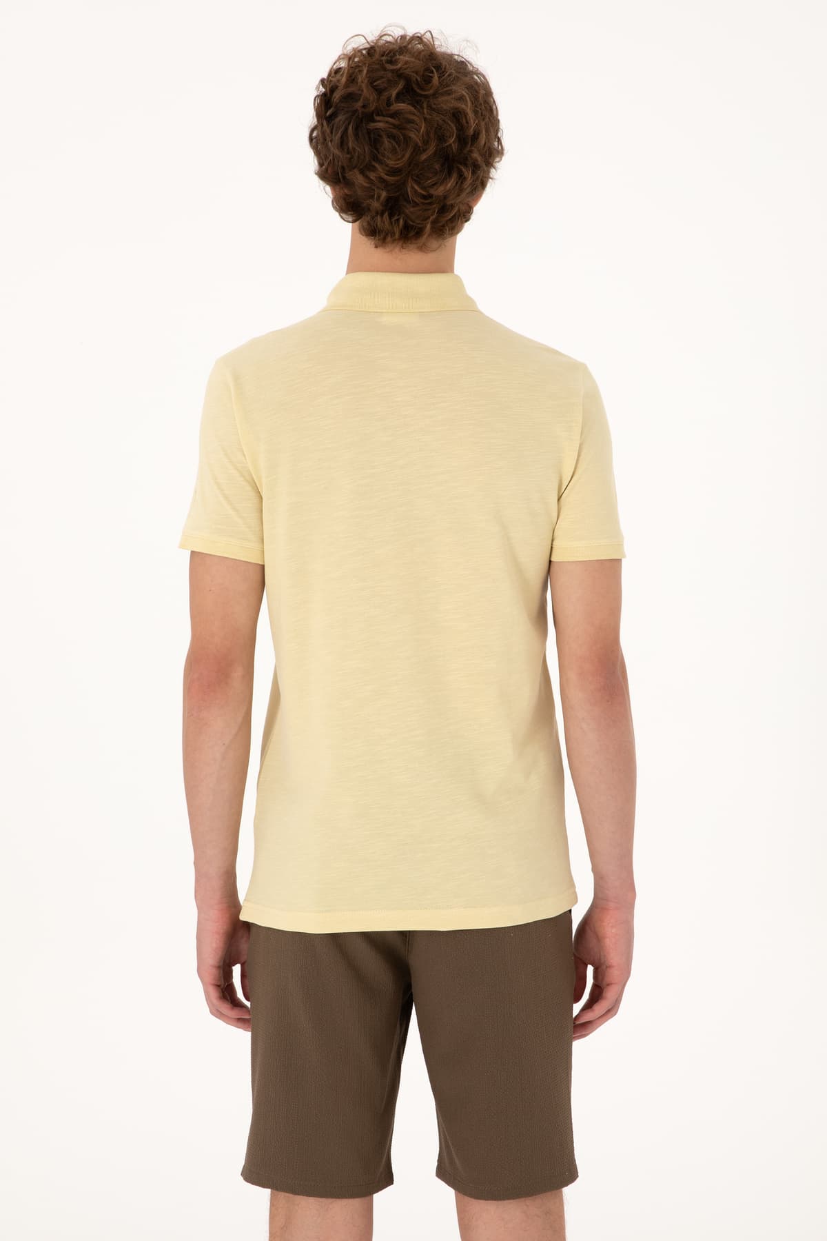 تیشرت مردانه U.S. Polo Assn. اسلیم فیت یقه پولو زرد روشن مدل 50299538-VR183 تیشرت مردانه U.S. Polo Assn. اسلیم فیت یقه پولو زرد روشن مدل 50299538-VR183