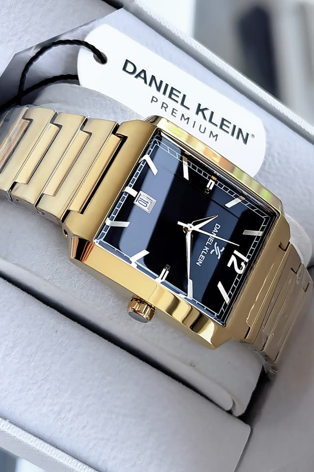 ساعت مچی مردانه Daniel Klein بند فولادی مکانیزم ژاپنی طلایی مشکی مدل GDKE2061C7 ساعت مچی مردانه Daniel Klein بند فولادی مکانیزم ژاپنی طلایی مشکی مدل GDKE2061C7