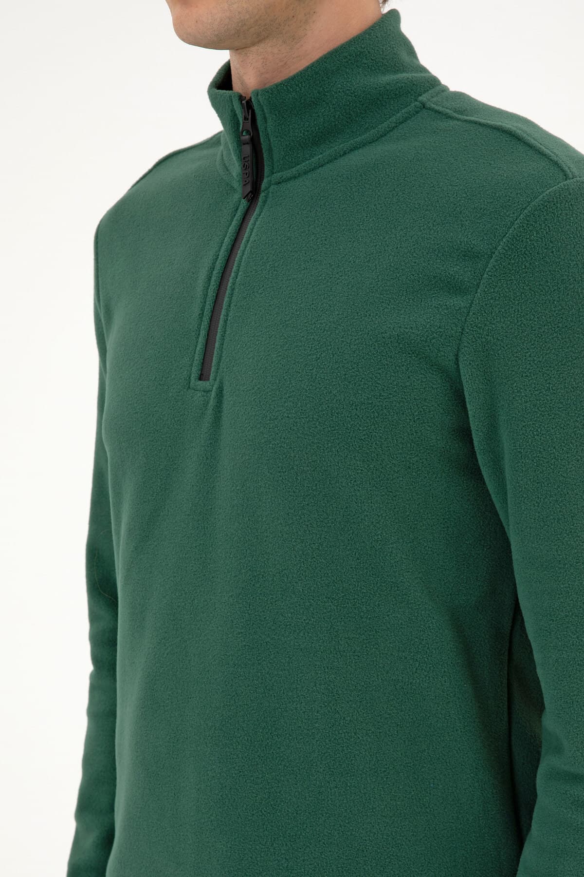سویشرت مردانه U.S. Polo Assn. پولار نیم زیپ فیت معمولی سبز تیره مدل 50313777-VR079 سویشرت مردانه U.S. Polo Assn. پولار نیم زیپ فیت معمولی سبز تیره مدل 50313777-VR079