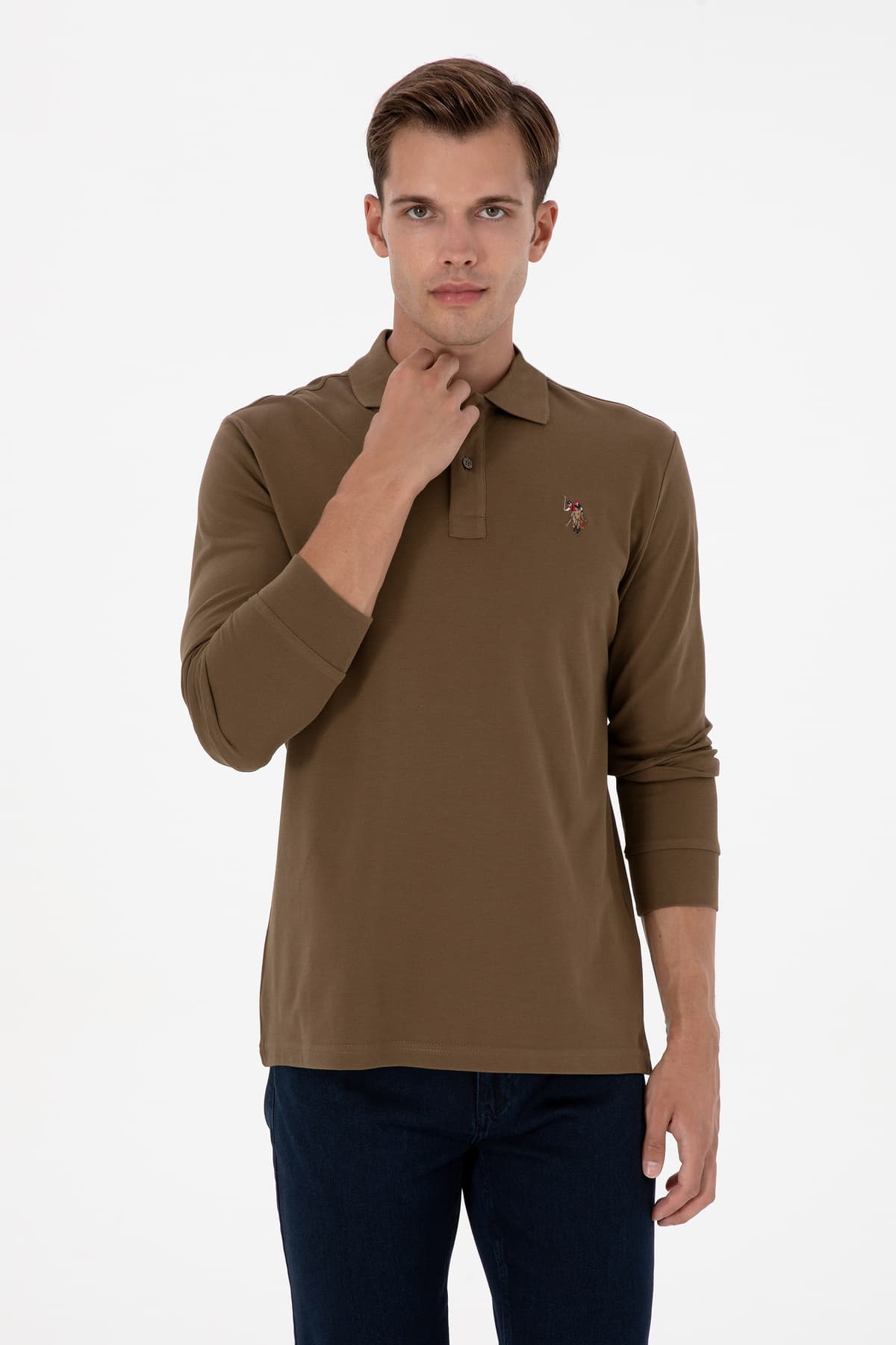 سوئیشرت مردانه U.S. Polo Assn. رگولار فیت یقه پولو خاکی بیسیک مدل 50313772-VR027 سوئیشرت مردانه U.S. Polo Assn. رگولار فیت یقه پولو خاکی بیسیک مدل 50313772-VR027