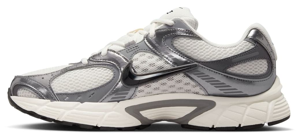 کفش ورزشی مردانه Nike سفید مدل V5 RNR HJ5228 009 کفش ورزشی مردانه Nike سفید مدل V5 RNR HJ5228 009