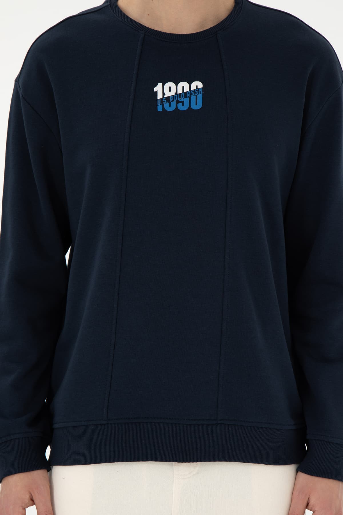 سوئیشرت مردانه U.S. Polo Assn. کامفورت فیت یقه گرد سرمهای مدل 50293430-VR033 سوئیشرت مردانه U.S. Polo Assn. کامفورت فیت یقه گرد سرمهای مدل 50293430-VR033