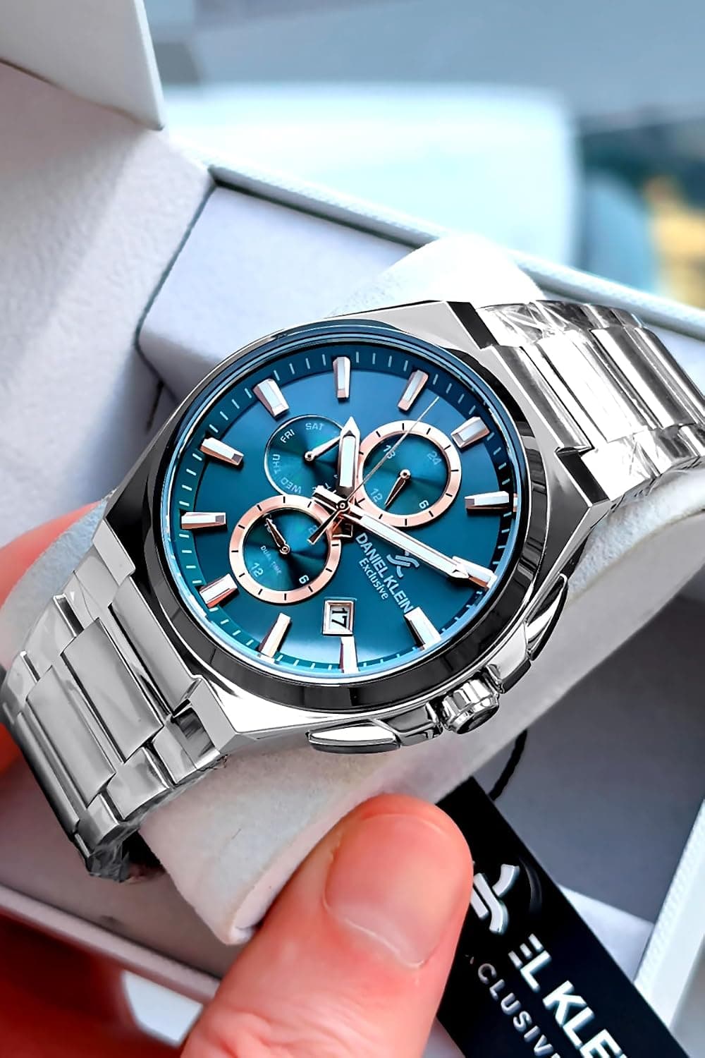 ساعت مردانه Daniel Klein کوردون فولادی صفحه آبی تقویمدار 3 ATM ضد آب ساعت مردانه Daniel Klein کوردون فولادی صفحه آبی تقویمدار 3 ATM ضد آب