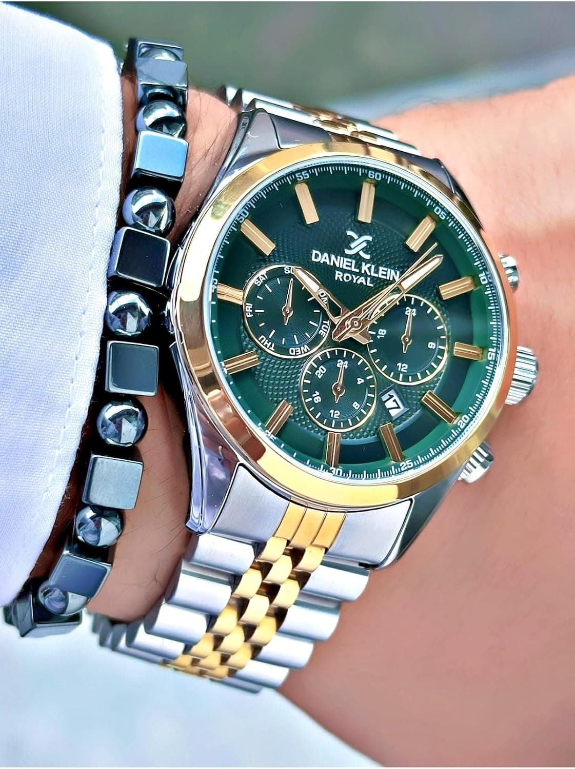 ساعت مچی مردانه Daniel Klein سری Royal کرونوگراف بند فولادی دوتونه زرد نقرهای ساعت مچی مردانه Daniel Klein سری Royal کرونوگراف بند فولادی دوتونه زرد نقرهای
