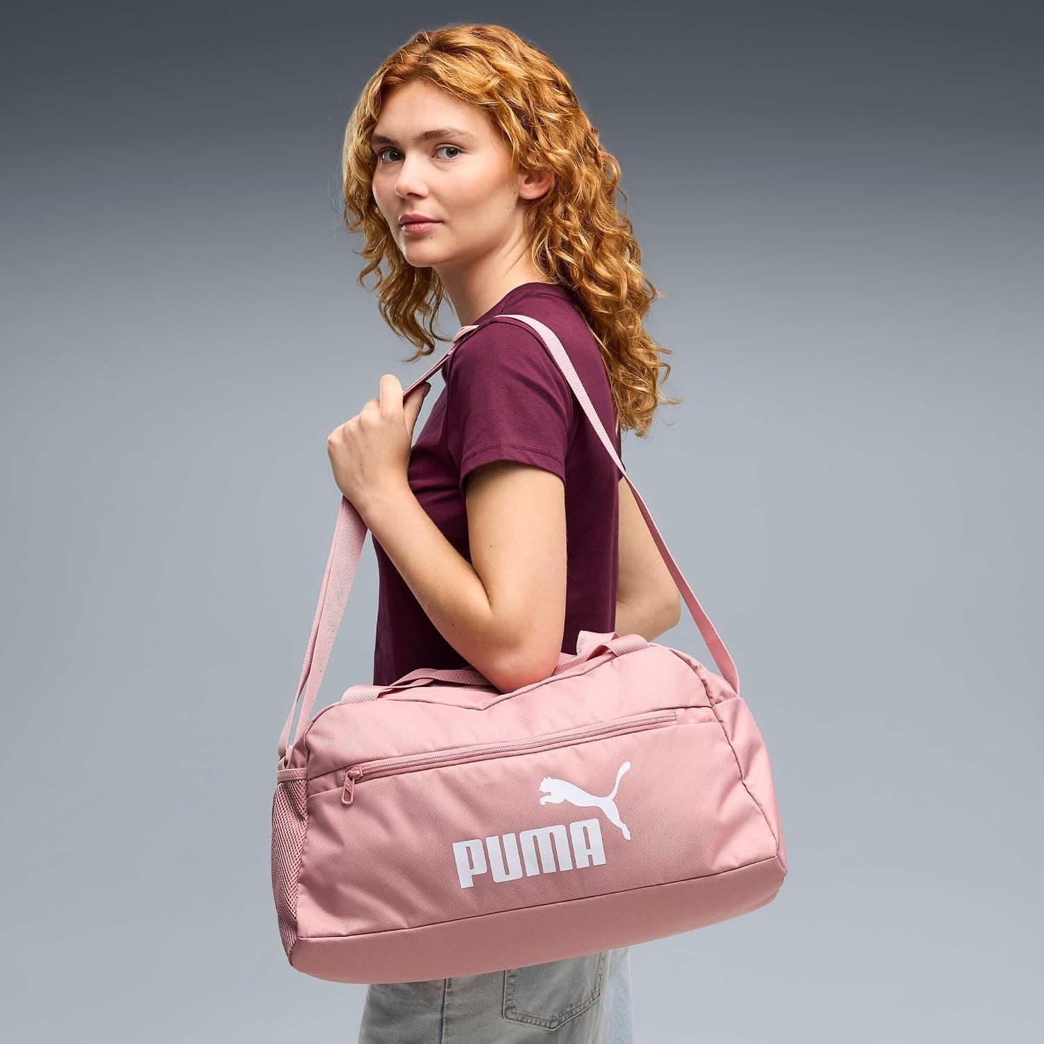کیف ورزشی یونیسکس PUMA Phase کوچک رنگ گلسرخی تیره تک سایز کیف ورزشی یونیسکس PUMA Phase کوچک رنگ گلسرخی تیره تک سایز